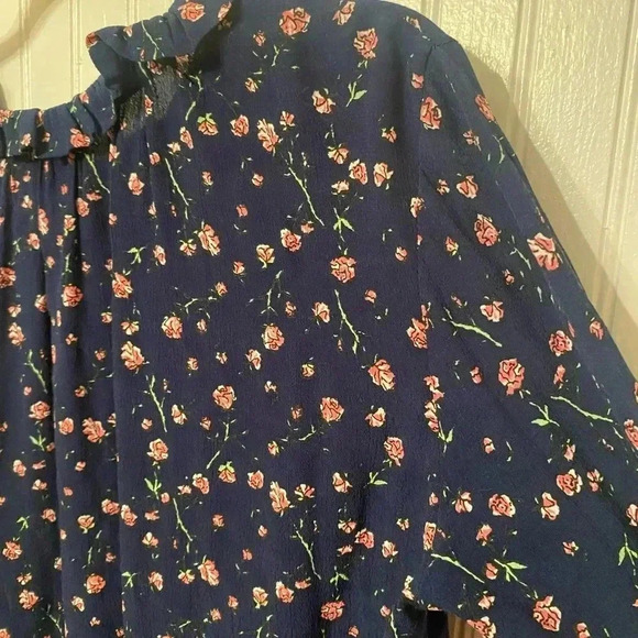 Cleobella Bell Sleeve Rose Patterned Blouse - Picture 5 of 14